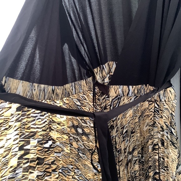 NWT LuLaRoe DeAnne Wrap Dress Black & Gold metallic size 3XL holidays pleated - Picture 8 of 16